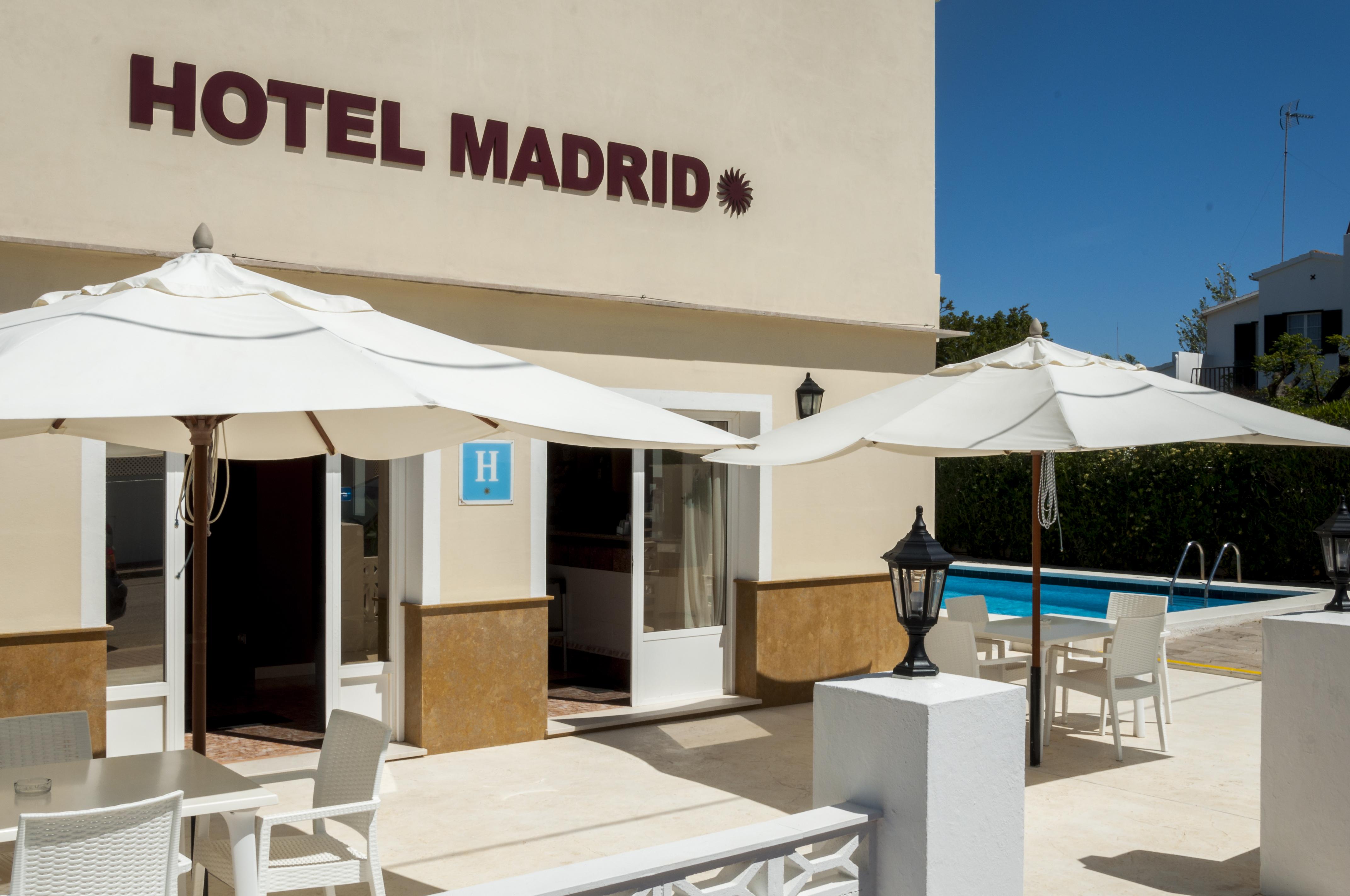 Hotel Madrid Ciutadella  Bagian luar foto
