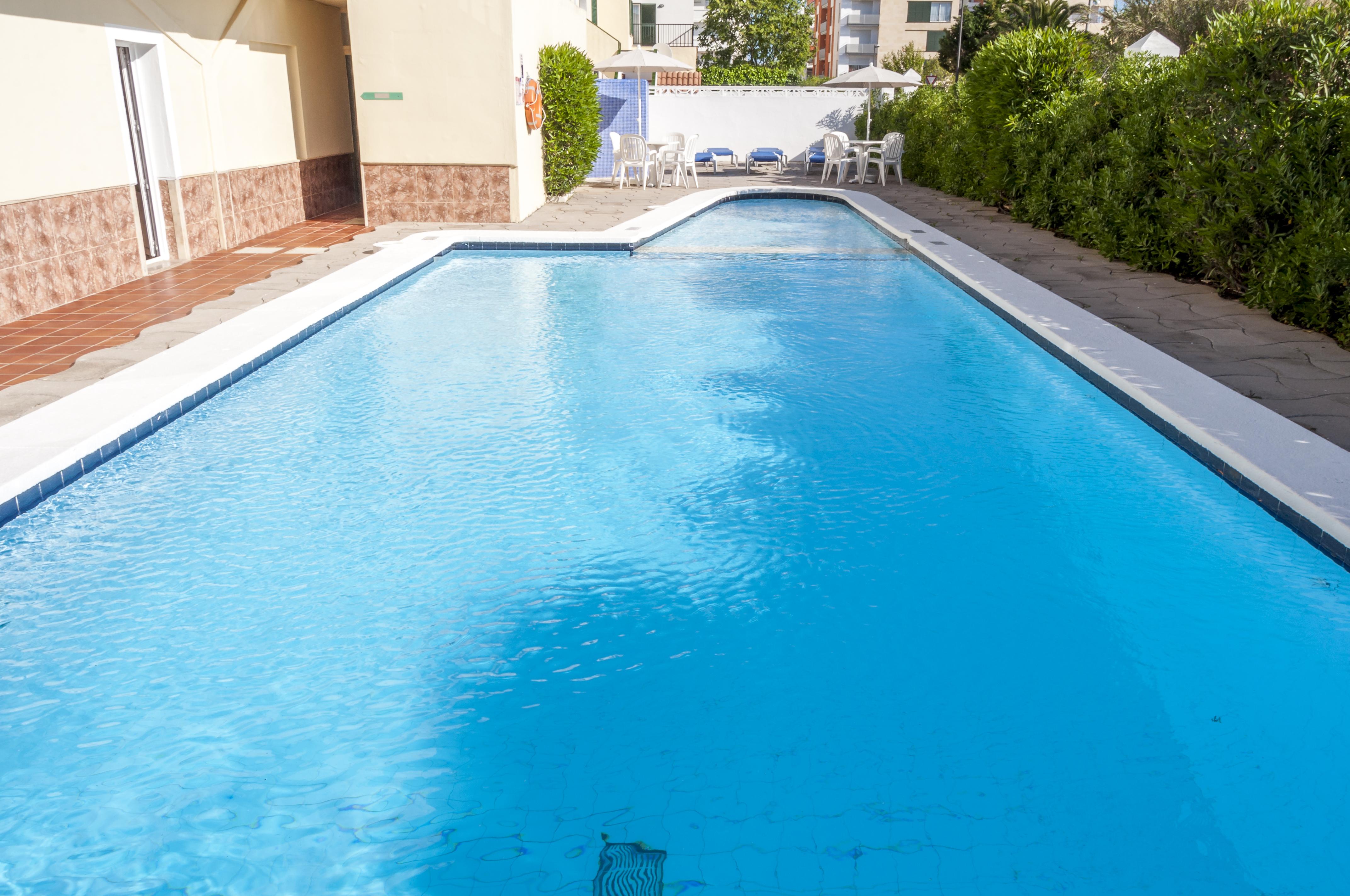 Hotel Madrid Ciutadella  Bagian luar foto